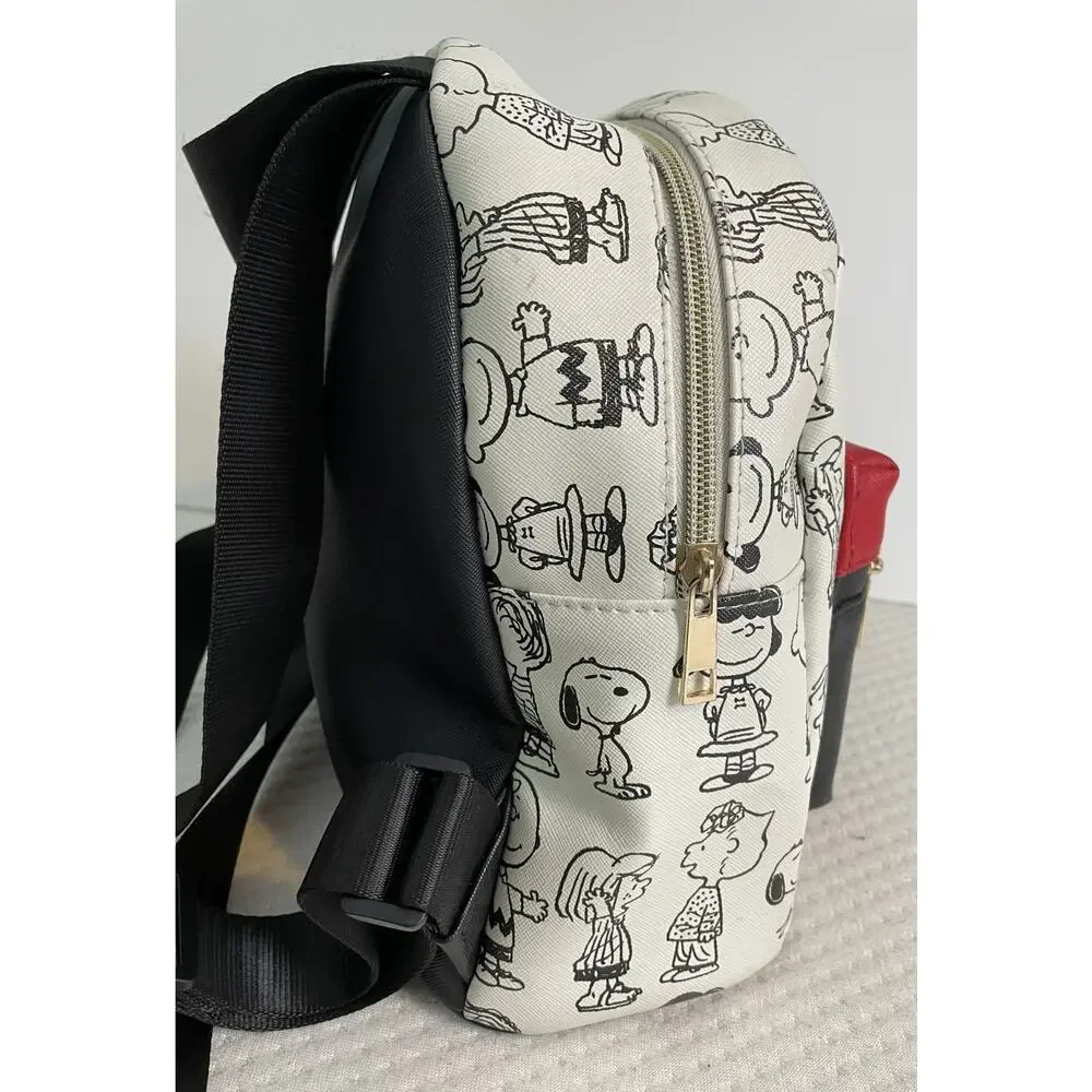 Peanuts Snoopy Bioworld Mini Backpack White Black All Over Print Red Pocket